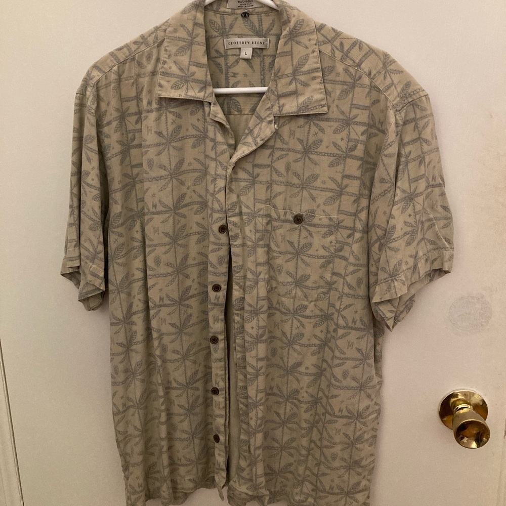 Silk button up shirt size large.